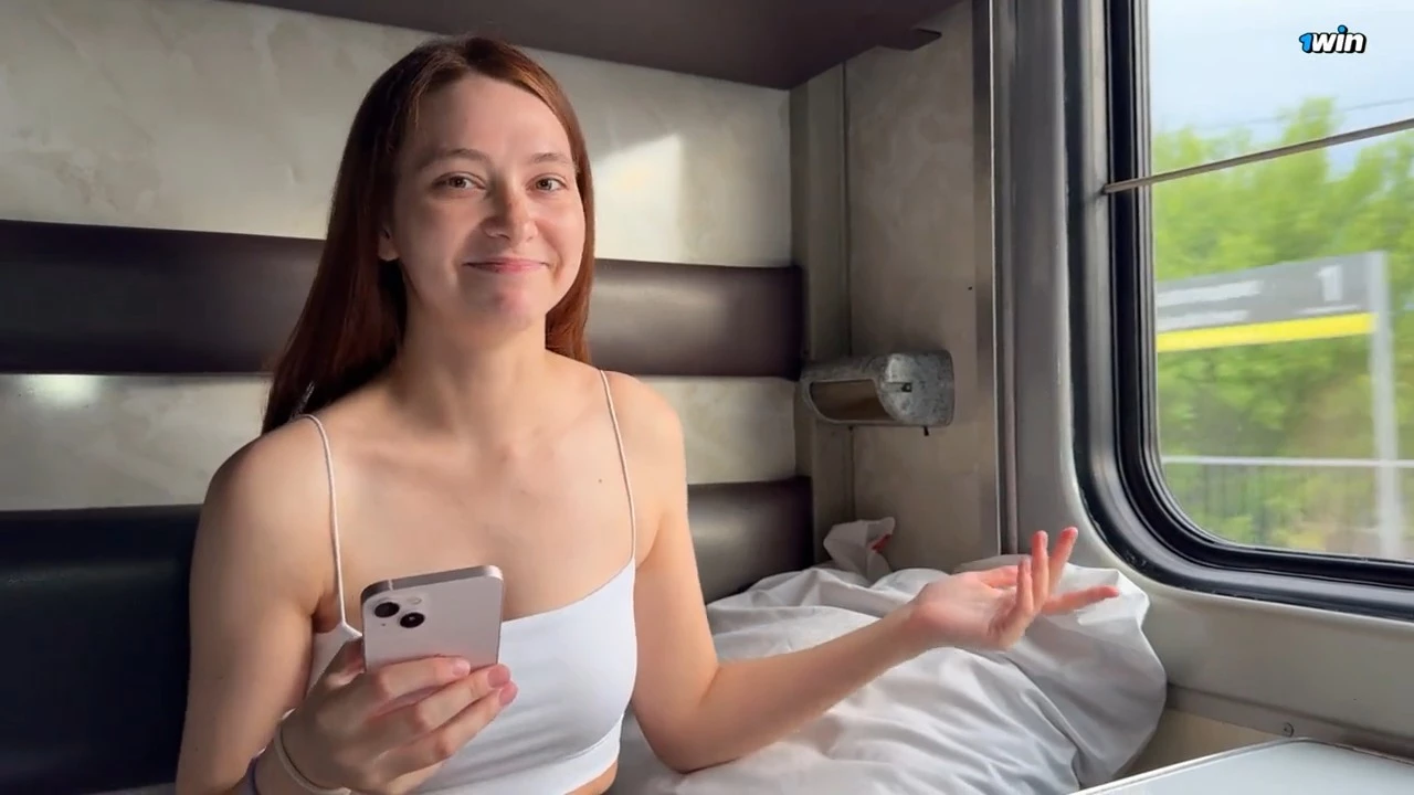 Храбро выпил воды и соблазнил в купе — она стала его! 🚂💋