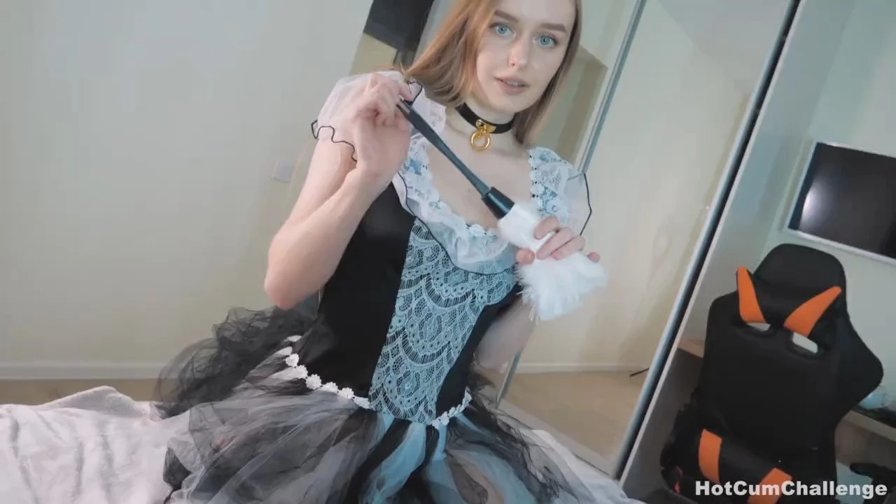 Очистила квартиру, но теперь требует нежных ласк камушка 💋🍆